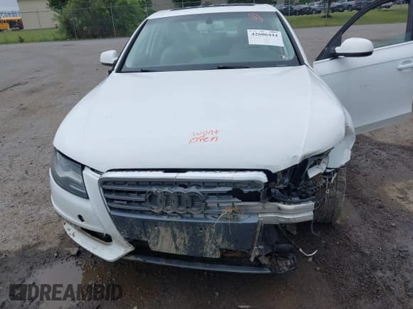 ✅ 2012 Audi A4 Premium Plus • VIN: WAUFFAFL1CN017085 • Lot: 42606444. Listed on IAAI with 132,925 mi. Free auction sales archive from the USA and detailed vehicle history report at DreamBid. Image 10.