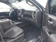 ✅ 2019 Chevrolet Silverado 1500 LTZ • VIN: 3GCUYGED3KG179406 • Lot: 43349668. Wystawiony na IAAI z przebiegiem 75 777 mil. Bezpłatny archiwum sprzedaży aukcyjnych z USA i szczegółowy raport historii pojazdu na DreamBid. Zdjęcie 5.