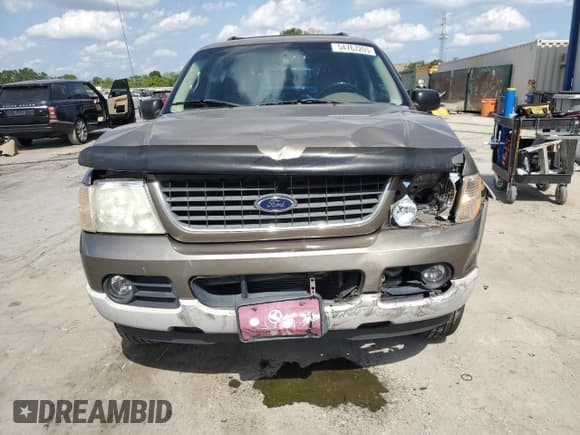 ✅ 2002 Ford Explorer XLT • VIN: 1FMZU63K32UD65713 • Lot: 54767205. Wystawiony na Copart z przebiegiem 255 013 mil. Bezpłatny archiwum sprzedaży aukcyjnych z USA i szczegółowy raport historii pojazdu na DreamBid. Zdjęcie 5.