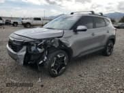 ✅ 2024 Kia Seltos SX • VIN: KNDETCA75R7573166 • Lot: 69739175. Wystawiony na Copart z przebiegiem 16 912 mil. Bezpłatny archiwum sprzedaży aukcyjnych z USA i szczegółowy raport historii pojazdu na DreamBid. Zdjęcie 1.