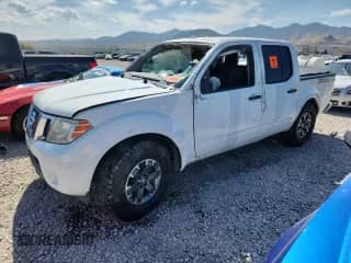 2014 Nissan Frontier Desert Runner z VIN 1N6AD0ER7EN754973, wystawiony jako Copart lot #80178315 z przebiegiem 60 548 mil mil oraz Szkoda całkowita • Salvage title. Historia ofert i sprzedaży dostępna na DreamBid. Obrazek 1.