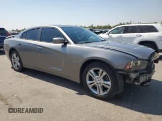 ✅ 2011 Dodge Charger RT Max • VIN: 2B3CM5CT7BH572428 • Lot: 71529625. Wystawiony na Copart z przebiegiem 137 752 mil. Bezpłatny archiwum sprzedaży aukcyjnych z USA i szczegółowy raport historii pojazdu na DreamBid. Zdjęcie 4.