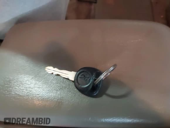 ✅ 2004 Pontiac Grand Am GT • VIN: 1G2NW12E44M625555 • Lot: 43898236. Listed on IAAI with 201,883 mi. Free auction sales archive from the USA and detailed vehicle history report at DreamBid. Image 11.