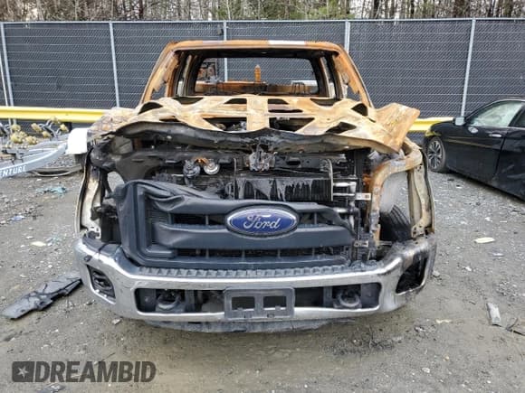 ✅ 2016 Ford F-350 XL • VIN: 1FD8W3HT1GEC88444 • Лот: 48847845. Опубликован ранее на Copart с пробегом Не указан. Бесплатный доступ к архиву аукционных продаж из США и подробный отчёт об истории автомобиля на DreamBid. Изображение 5.