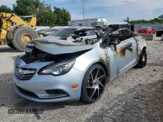 ✅ 2016 Buick Cascada Premium • VIN: W04WT3N58GG165555 • Lot: 72025795. Wystawiony na Copart z przebiegiem Nie podano. Bezpłatny archiwum sprzedaży aukcyjnych z USA i szczegółowy raport historii pojazdu na DreamBid. Zdjęcie 1.