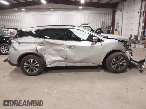 ✅ 2018 Nissan Murano Platinum • VIN: 5N1AZ2MH5JN159098 • Lot: 41884369. Listed on IAAI with 106,828 mi. Free auction sales archive from the USA and detailed vehicle history report at DreamBid. Image 13.