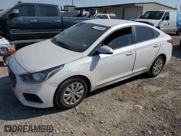✅ 2018 Hyundai Accent SEL • VIN: 3KPC24A39JE007030 • Лот: 73013994. Опубликован ранее на Copart с пробегом 104 071 миль. Бесплатный доступ к архиву аукционных продаж из США и подробный отчёт об истории автомобиля на DreamBid. Изображение 1.