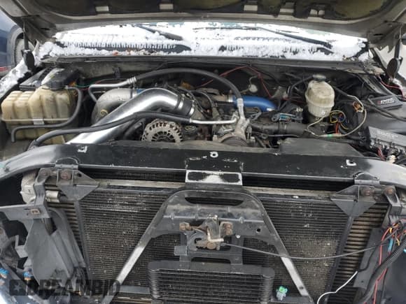 ✅ 2003 GMC Sierra 2500HD SLE • VIN: 1GTHK23163F215123 • Lot: 86448144. Listed on Copart with 263,891 mi. Free auction sales archive from the USA and detailed vehicle history report at DreamBid. Image 11.