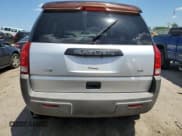 ✅ 2005 Saturn VUE • VIN: 5GZCZ534X5S802810 • Lot: 56518385. Wystawiony na Copart z przebiegiem Nie podano. Bezpłatny archiwum sprzedaży aukcyjnych z USA i szczegółowy raport historii pojazdu na DreamBid. Zdjęcie 6.