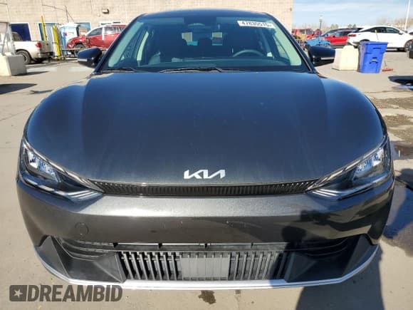 ✅ 2024 Kia EV6 Light Long Range • VIN: KNDC3DLC6R5219689 • Lot: 47835515. Wystawiony na Copart z przebiegiem 1 527 mil. Bezpłatny archiwum sprzedaży aukcyjnych z USA i szczegółowy raport historii pojazdu na DreamBid. Zdjęcie 5.