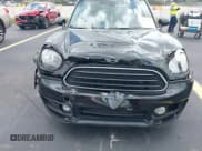 ✅ 2017 MINI Countryman Cooper • VIN: WMZYS7C30H3E06532 • Лот: 42636219. Опубликован ранее на IAAI с пробегом 160 724 миль. Бесплатный доступ к архиву аукционных продаж из США и подробный отчёт об истории автомобиля на DreamBid. Изображение 6.