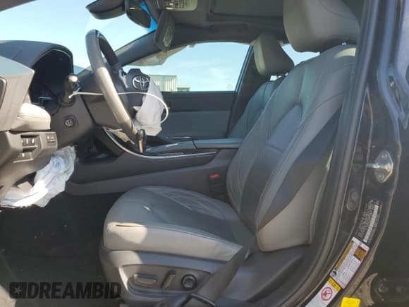 ✅ 2019 Toyota Avalon Limited • VIN: 4T1BZ1FB9KU013320 • Lot: 81755585. Listed on Copart with 85,720 mi. Free auction sales archive from the USA and detailed vehicle history report at DreamBid. Image 7.