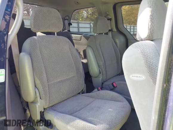 ✅ 2000 Ford Windstar SE • VIN: 2FMDA5248YBB89143 • Lot: 43649194. Listed on IAAI with 120,511 mi. Free auction sales archive from the USA and detailed vehicle history report at DreamBid. Image 8.