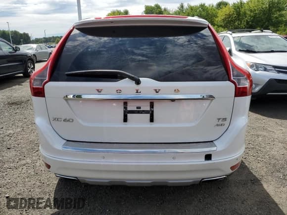 ✅ 2016 Volvo XC60 T5 Platinum • VIN: YV4612RMXG2814919 • Лот: 69596655. Опубликован ранее на Copart с пробегом 220 858 миль. Бесплатный доступ к архиву аукционных продаж из США и подробный отчёт об истории автомобиля на DreamBid. Изображение 6.