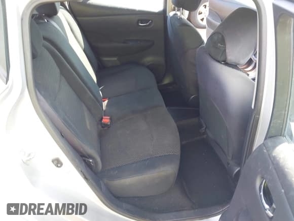 ✅ 2015 Nissan LEAF SL • VIN: 1N4AZ0CP2FC314023 • Lot: 41549354. Listed on IAAI with 102,133 mi. Free auction sales archive from the USA and detailed vehicle history report at DreamBid. Image 8.