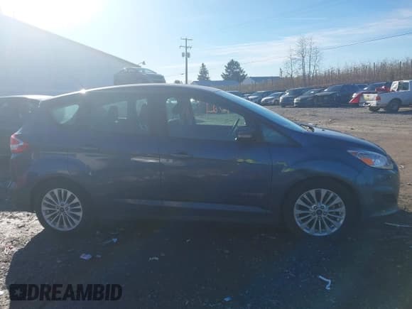 ✅ 2018 Ford C-Max SE • VIN: 1FADP5AU4JL104167 • Lot: 43774021. Listed on IAAI with 73,834 mi. Free auction sales archive from the USA and detailed vehicle history report at DreamBid. Image 13.