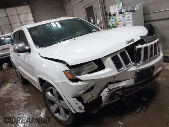 ✅ 2015 Jeep Grand Cherokee Overland • VIN: 1C4RJFCG2FC741015 • Лот: 41607606. Опубликован ранее на IAAI с пробегом 132 038 миль. Бесплатный доступ к архиву аукционных продаж из США и подробный отчёт об истории автомобиля на DreamBid. Изображение 1.