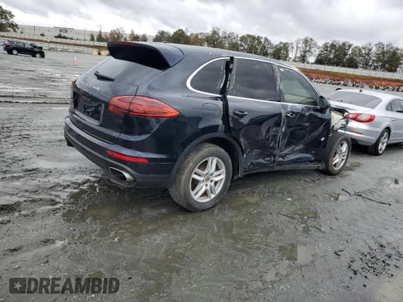 ✅ 2016 Porsche Cayenne • VIN: WP1AA2A26GLA10939 • Lot: 86210525. Wystawiony na Copart z przebiegiem 156 513 mil. Bezpłatny archiwum sprzedaży aukcyjnych z USA i szczegółowy raport historii pojazdu na DreamBid. Zdjęcie 3.
