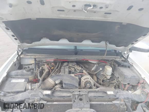 ✅ 2008 GMC Sierra 1500 SLT • VIN: 2GTEK13J881264402 • Lot: 43340783. Listed on IAAI with 286,773 mi. Free auction sales archive from the USA and detailed vehicle history report at DreamBid. Image 10.