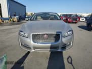 ✅ 2016 Jaguar XJ Portfolio • VIN: SAJWA2G76G8V94421 • Lot: 45875293. Wystawiony na Copart z przebiegiem 55 373 mil. Bezpłatny archiwum sprzedaży aukcyjnych z USA i szczegółowy raport historii pojazdu na DreamBid. Zdjęcie 5.