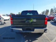 ✅ 2018 Chevrolet Silverado 1500 LT • VIN: 1GCPCREC6JF213658 • Lot: 41399740. Wystawiony na IAAI z przebiegiem 66 562 mil. Bezpłatny archiwum sprzedaży aukcyjnych z USA i szczegółowy raport historii pojazdu na DreamBid. Zdjęcie 17.