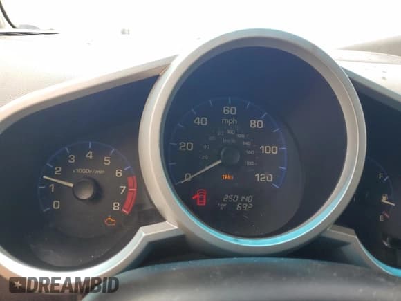 ✅ 2007 Honda Element EX • VIN: 5J6YH18747L013498 • Lot: 65886985. Listed on Copart with 250,140 mi. Free auction sales archive from the USA and detailed vehicle history report at DreamBid. Image 9.