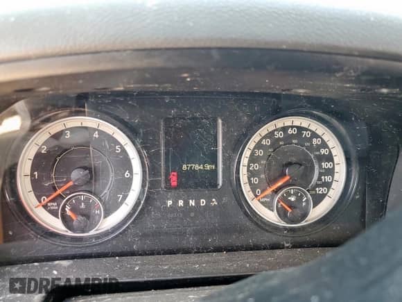 2017 Ram 1500 SLT с VIN 1C6RR6GGXHS786299, выставлен на аукционе Copart как лот 66335265 с пробегом 87 784 миль миль и Списание • Salvage title. История ставок и продаж доступна на DreamBid. Изображение 9.