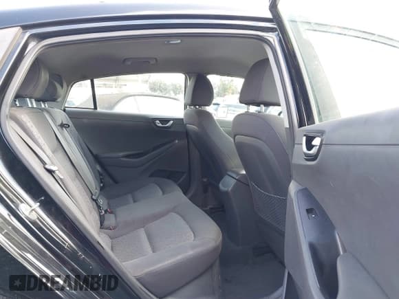 ✅ 2018 Hyundai Ioniq SEL • VIN: KMHC75LC9JU062028 • Lot: 41528970. Wystawiony na IAAI z przebiegiem 194 434 mil. Bezpłatny archiwum sprzedaży aukcyjnych z USA i szczegółowy raport historii pojazdu na DreamBid. Zdjęcie 8.