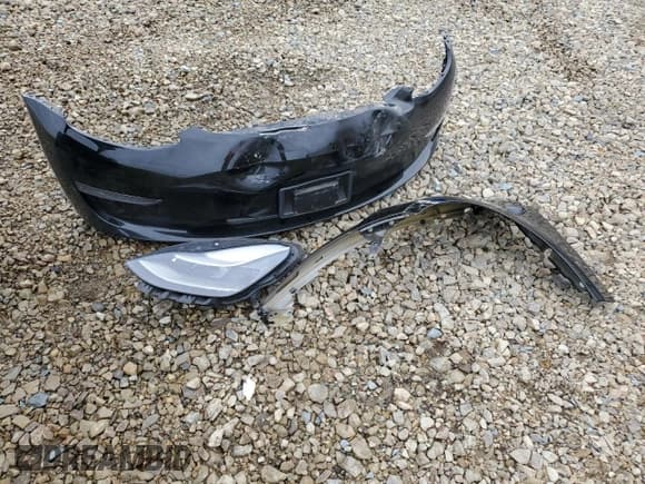 ✅ 2022 Tesla Model 3 • VIN: 5YJ3E1EA3NF291396 • Lot: 91941795. Wystawiony na Copart z przebiegiem 172 776 mil. Bezpłatny archiwum sprzedaży aukcyjnych z USA i szczegółowy raport historii pojazdu na DreamBid. Zdjęcie 12.