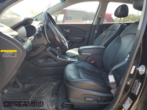 2015 Hyundai Tucson SE z VIN KM8JUCAG8FU104724, wystawiony jako Copart lot #54368184 z przebiegiem 124 795 mil mil oraz . Historia ofert i sprzedaży dostępna na DreamBid. Obrazek 7.