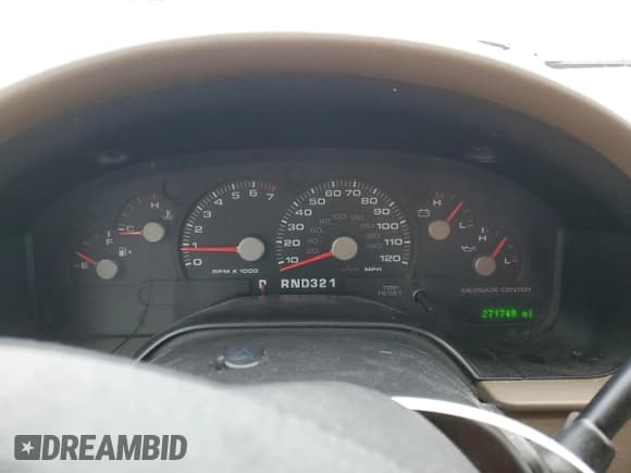 ✅ 2005 Ford Explorer XLS • VIN: 1FMZU62KX5UA57573 • Lot: 86739784. Listed on Copart with 271,749 mi. Free auction sales archive from the USA and detailed vehicle history report at DreamBid. Image 9.