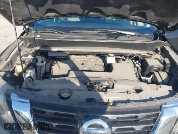 ✅ 2018 Nissan Pathfinder SV • VIN: 5N1DR2MM7JC628861 • Lot: 42756498. Wystawiony na IAAI z przebiegiem 117 979 mil. Bezpłatny archiwum sprzedaży aukcyjnych z USA i szczegółowy raport historii pojazdu na DreamBid. Zdjęcie 10.