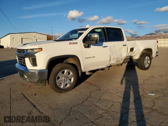 2020 Chevrolet Silverado 3500HD LTZ с VIN 1GC4YUEY3LF338140, выставлен на аукционе Copart как лот 78820064 с пробегом 112 314 миль миль и Списание • Salvage title. История ставок и продаж доступна на DreamBid. Изображение 1.