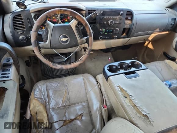 ✅ 2014 Chevrolet Silverado 2500HD LT • VIN: 1GC1KXC87EF148918 • Lot: 86269395. Listed on Copart with 389,188 mi. Free auction sales archive from the USA and detailed vehicle history report at DreamBid. Image 8.