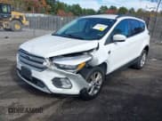 ✅ 2018 Ford Escape SE • VIN: 1FMCU9GD1JUD08203 • Лот: 43443399. Опубликован ранее на IAAI с пробегом 147 062 миль. Бесплатный доступ к архиву аукционных продаж из США и подробный отчёт об истории автомобиля на DreamBid. Изображение 17.