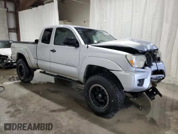 ✅ 2013 Toyota Tacoma • VIN: 5TFUU4ENXDX065050 • Lot: 80006635. Wystawiony na Copart z przebiegiem 271 125 mil. Bezpłatny archiwum sprzedaży aukcyjnych z USA i szczegółowy raport historii pojazdu na DreamBid. Zdjęcie 4.