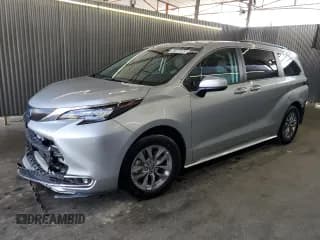✅ 2024 Toyota Sienna XLE • VIN: 5TDYRKEC5RS194669 • Lot: 87404845. Listed on Copart with 39,607 mi. Free auction sales archive from the USA and detailed vehicle history report at DreamBid. Image 1.