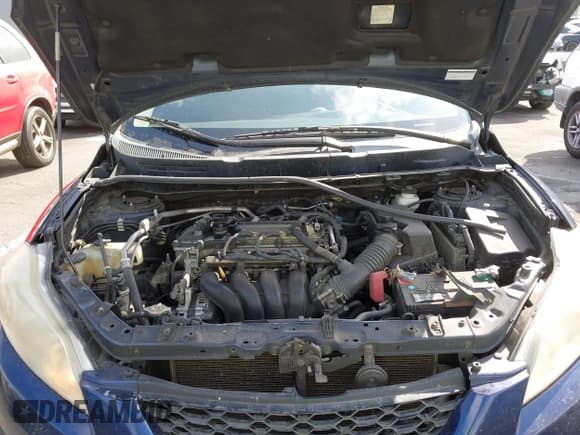 ✅ 2010 Toyota Matrix • VIN: 2T1KU4EEXAC261409 • Lot: 43347321. Wystawiony na IAAI z przebiegiem 287 711 mil. Bezpłatny archiwum sprzedaży aukcyjnych z USA i szczegółowy raport historii pojazdu na DreamBid. Zdjęcie 10.