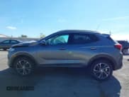 ✅ 2021 Buick Encore GX Essence • VIN: KL4MMGSL6MB162497 • Лот: 43350586. Опубликован ранее на IAAI с пробегом 74 127 миль. Бесплатный доступ к архиву аукционных продаж из США и подробный отчёт об истории автомобиля на DreamBid. Изображение 14.