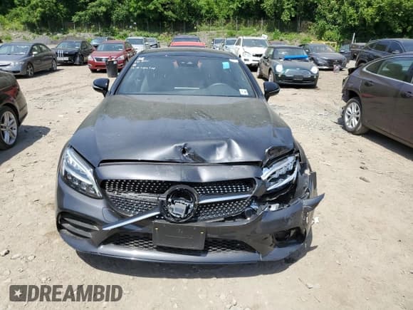 ✅ 2023 Mercedes-Benz C 300 • VIN: W1KWJ8EB9PG131614 • Lot: 58864384. Wystawiony na Copart z przebiegiem 3 069 mil. Bezpłatny archiwum sprzedaży aukcyjnych z USA i szczegółowy raport historii pojazdu na DreamBid. Zdjęcie 5.