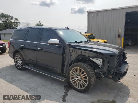 ✅ 2022 Ford Expedition Platinum • VIN: 1FMJU1MT2NEA02101 • Lot: 59330115. Listed on Copart with 70,728 mi. Free auction sales archive from the USA and detailed vehicle history report at DreamBid. Image 4.
