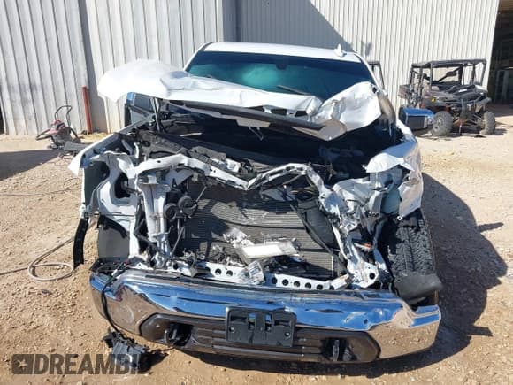 ✅ 2022 GMC Sierra 1500 SLT • VIN: 3GTU9DED0NG127165 • Lot: 41496347. Listed on IAAI with 29,892 mi. Free auction sales archive from the USA and detailed vehicle history report at DreamBid. Image 12.