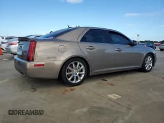 ✅ 2007 Cadillac STS • VIN: 1G6DW677170193200 • Лот: 74425034. Опубликован ранее на Copart с пробегом Не указан. Бесплатный доступ к архиву аукционных продаж из США и подробный отчёт об истории автомобиля на DreamBid. Изображение 3.