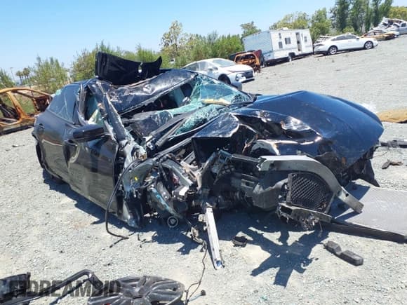 ✅ 2017 Maserati Quattroporte • VIN: ZAM56PPS9H1262184 • Lot: 42664600. Wystawiony na IAAI z przebiegiem Nie podano. Bezpłatny archiwum sprzedaży aukcyjnych z USA i szczegółowy raport historii pojazdu na DreamBid. Zdjęcie 1.