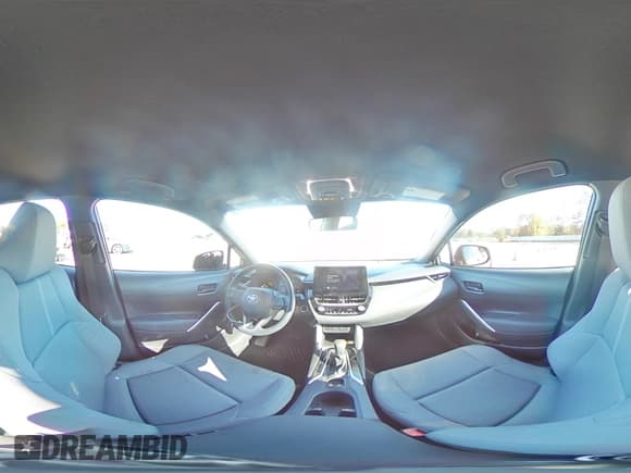 ✅ 2023 Toyota Corolla Cross Hybrid SE • VIN: 7MUFBABG1PV011879 • Lot: 94373575. Wystawiony na Copart z przebiegiem 9 744 mil. Bezpłatny archiwum sprzedaży aukcyjnych z USA i szczegółowy raport historii pojazdu na DreamBid. Zdjęcie 15.