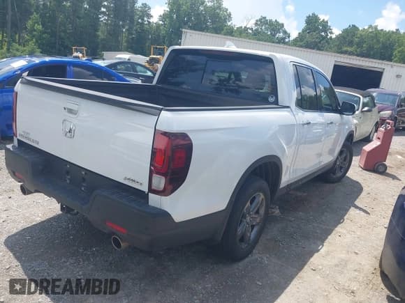 ✅ 2022 Honda Ridgeline RTL-E • VIN: 5FPYK3F74NB009836 • Lot: 42722767. Wystawiony na IAAI z przebiegiem 34 350 mil. Bezpłatny archiwum sprzedaży aukcyjnych z USA i szczegółowy raport historii pojazdu na DreamBid. Zdjęcie 4.