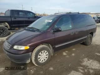 ✅ 1997 Plymouth Grand Voyager • VIN: 2P4GP2431VR401236 • Lot: 48988575. Wystawiony na Copart z przebiegiem 165 029 mil. Bezpłatny archiwum sprzedaży aukcyjnych z USA i szczegółowy raport historii pojazdu na DreamBid. Zdjęcie 1.
