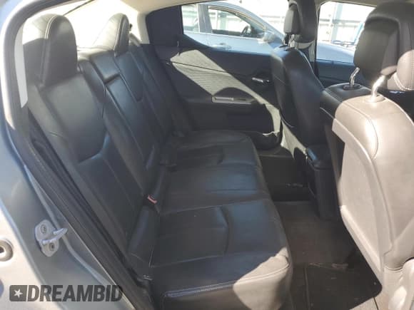 ✅ 2010 Dodge Avenger R/T • VIN: 1B3CC5FB9AN228725 • Lot: 81713644. Wystawiony na Copart z przebiegiem 167 470 mil. Bezpłatny archiwum sprzedaży aukcyjnych z USA i szczegółowy raport historii pojazdu na DreamBid. Zdjęcie 10.