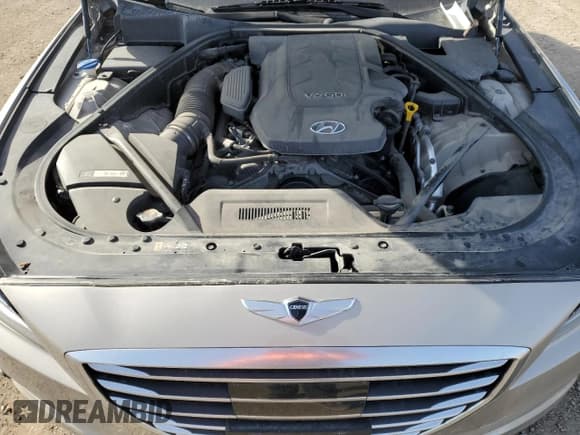 ✅ 2015 Hyundai Genesis 3.8L • VIN: KMHGN4JE4FU087240 • Lot: 43742505. Wystawiony na Copart z przebiegiem 121 018 mil. Bezpłatny archiwum sprzedaży aukcyjnych z USA i szczegółowy raport historii pojazdu na DreamBid. Zdjęcie 13.