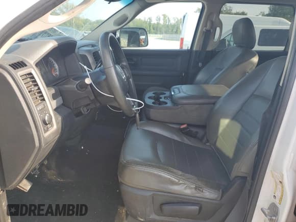 ✅ 2016 Ram 2500 Tradesman • VIN: 3C6UR4HJ1GG117658 • Lot: 68847275. Wystawiony na Copart z przebiegiem 254 155 mil. Bezpłatny archiwum sprzedaży aukcyjnych z USA i szczegółowy raport historii pojazdu na DreamBid. Zdjęcie 7.